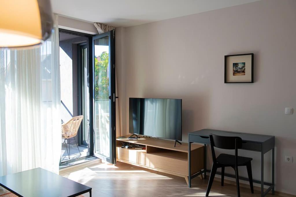 Madrid: A Modern 2-Bedroom Apartment With Parking Sofía Exterior foto